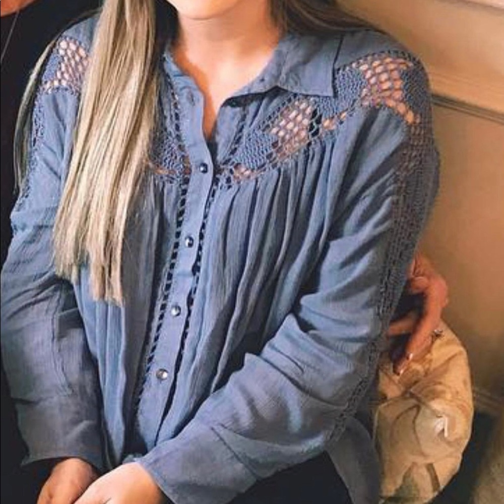 Free People Top - Picture 2 of 3